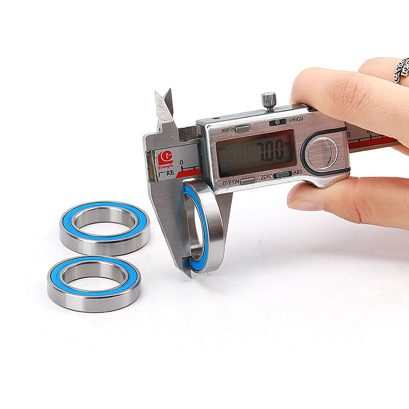 Bicycle axis ceramic bearing Si3N4 balls hybrid ceramic ball bearing 24*37*7mm MR24377 2rs